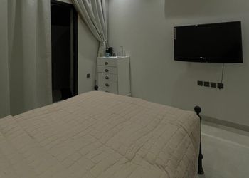 استديو بدخول ذاتي وجاكوزي