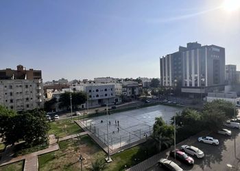 شقة بصالة وغرفة نوم دخول ذاتي 