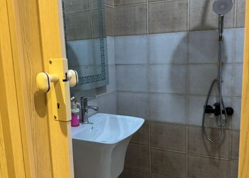 استديو هادئ بسرير ماستر 