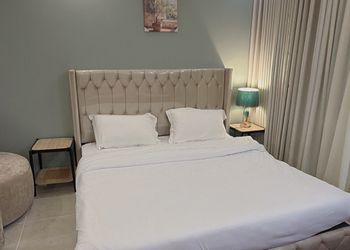 استديو بكراج،دخول ذاتي،شاشه ٧٥