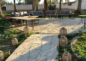 مزرعة بجلسة خارجية وأجواء ممتعة