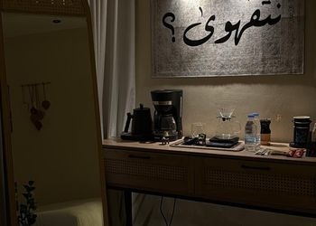 استديو بسرير ماستر وجلسة جانبية 