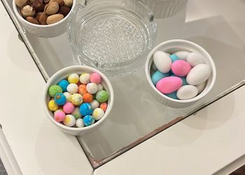 استراحة بمسطح اخضر ومجالس