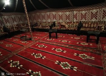 مخيم بركن شواء وملعب كرة طائرة