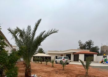شاليه بمجالس واسعة وألعاب مائية 