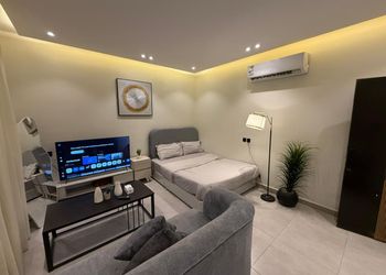 استديو هادئ بسرير ماستر 