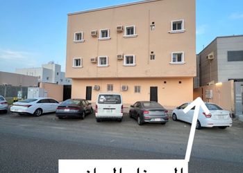 استديو بسرير ماستر وجلسة جانبية