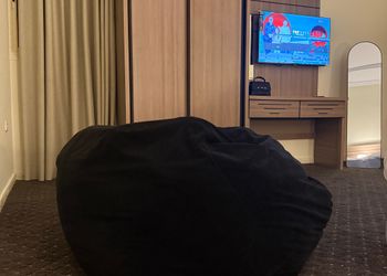 استديو بسرير ماستر