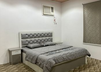 استراحة بمجالس وملحق خارجي 