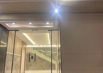 استديو هادئ بسرير ماستر 