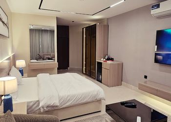 استديو بسرير ماستر ودخول ذاتي