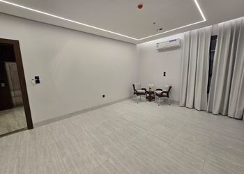 شقة باطلاله على البحر