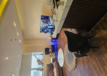 شقة بغرفة نوم وصالة مريحة 