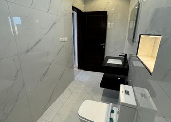 شقة بأثاث مريح وبسيط 
