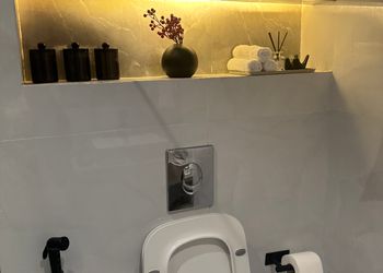 استديو هادئ بدخول ذاتي 