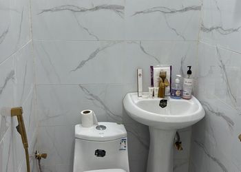 استديو هادئ بسرير ماستر