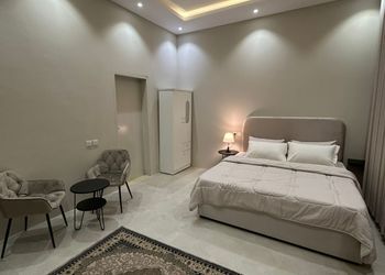 استديو هادئ بسرير ماستر 
