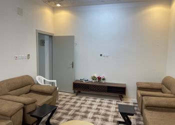 استراحة بالعاب ومسطحات خضراء 