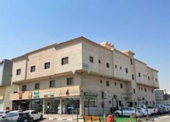 استديو بسرير ماستر وجلسة جانبية