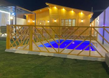 استراحة بغرفه نوم وصالة أنيقة
