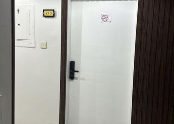 استديو هادئ بسرير ماستر 