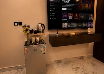 استديو بسرير ماستر وجلسة جانبية 