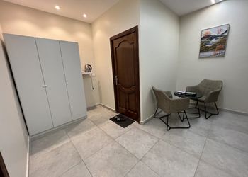 استديو بسريرين مفرده وجلسة 