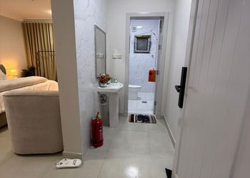استديو بدخول ذاتي وسرير مريح 