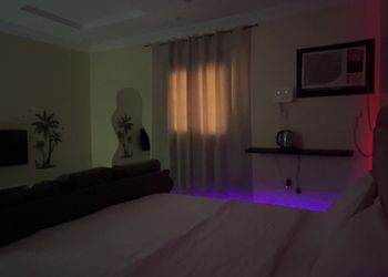 استديو هادئ بسرير ماستر 