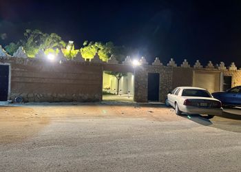 استراحة بمسطحات خضراء