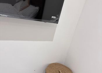 استديو هادئ بدخول ذاتي 