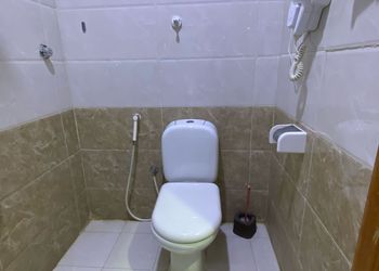 شاليه بمسبح وألعاب مائية