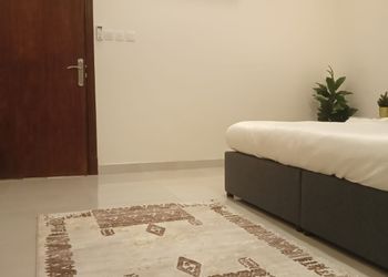 شقة بصالة وغرفة نوم