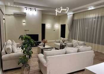 شاليه بصالة معيشة 