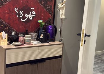 استوديو بتصميم انيق ودخول ذاتي