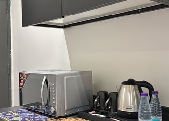 استديو واسع مع بانيو للأسترخاء