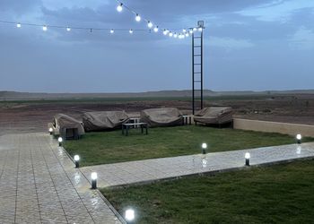 استراحة بمجلس وجلسة خارجية 