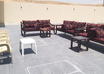 شالية بإطلالة على الجبل 