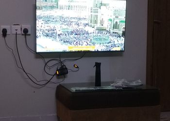 شقة بأثاث مريح وبسيط 