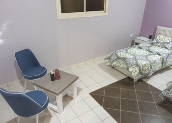 شاليه بمسطح اخضر 