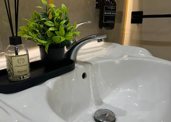 استديو هادئ بسرير ماستر 