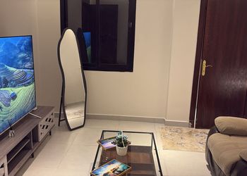 استديو بسرير ماستر وجلسة جانبية