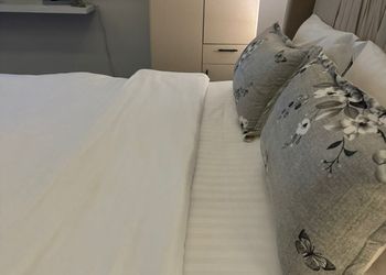 استديو بسرير ماستر