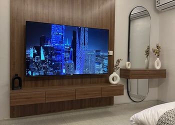 استديو هادئ بسرير ماستر