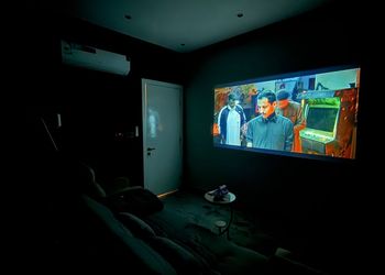شقة بغرفتين نوم وصالة