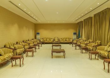 مزرعة بجلسة خارجية+ بروجكتر