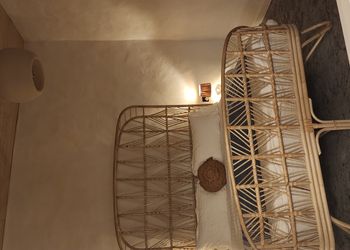 شاليه أنيق بمجلس واسع بتصميم يوناني 