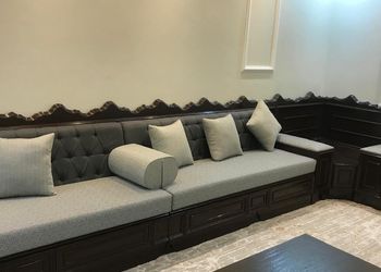 شقة بصالة وغرفتين نوم وإطلالة