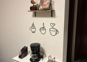 استديو بسرير ماستر وجلسة مريحة 