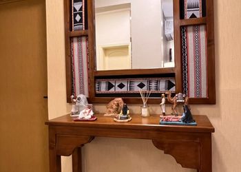 شقة بغرفتين نوم وصالة جلوس 